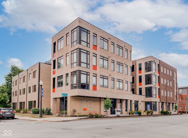 319 E 16th Street 402, Indianapolis, IN 46202