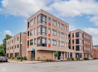 319 E 16th Street 402, Indianapolis, IN 46202