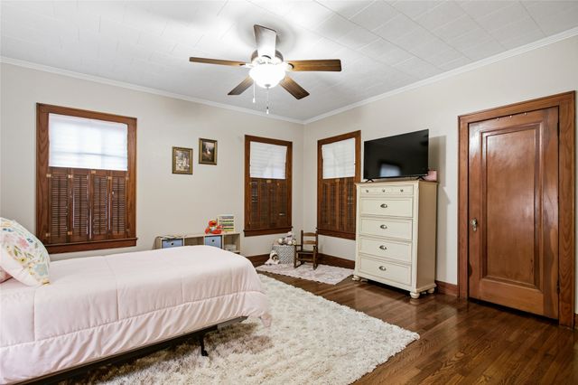 815 W Woodard Street, Denison, TX 75020