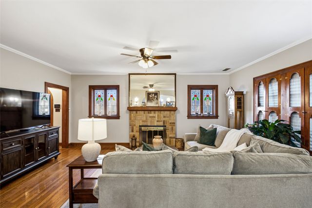 815 W Woodard Street, Denison, TX 75020