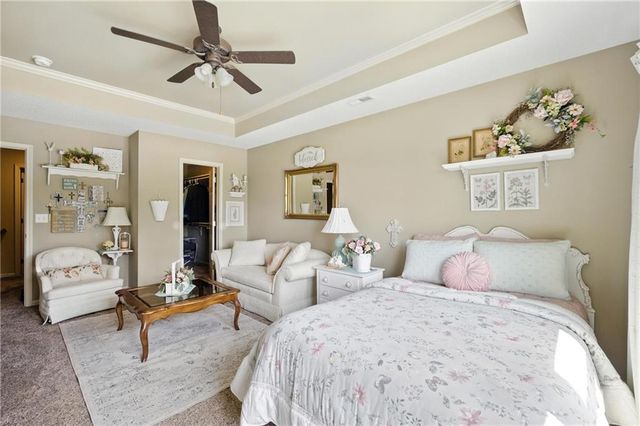 5825 Millbrook Street, Shawnee, KS 66218