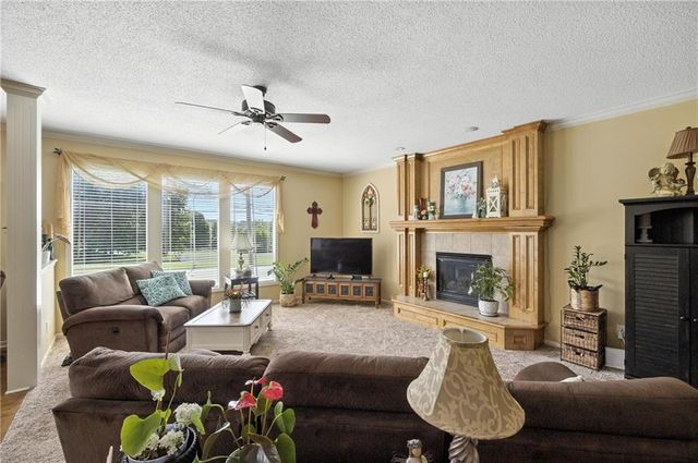 5825 Millbrook Street, Shawnee, KS 66218