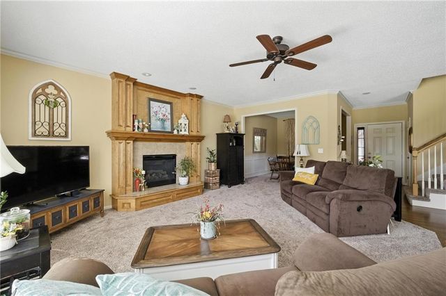 5825 Millbrook Street, Shawnee, KS 66218