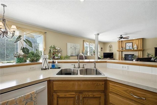 5825 Millbrook Street, Shawnee, KS 66218