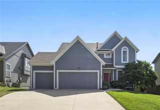 5825 Millbrook Street, Shawnee, KS 66218