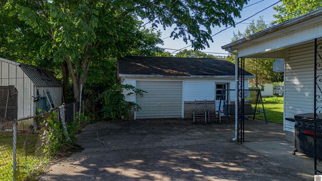 3624 Brighton Cove, Paducah, KY 42001