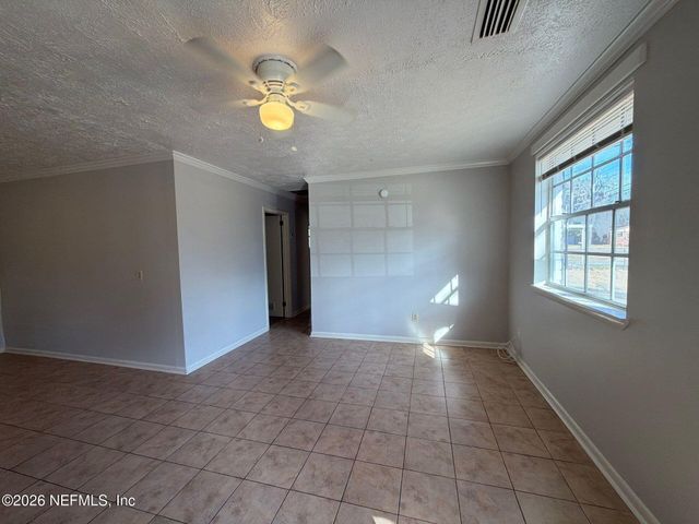 10640 ARNEZ Road, Jacksonville, FL 32218