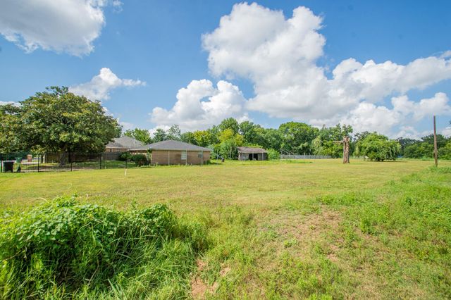 9409 Irby Street, Houston, TX 77088