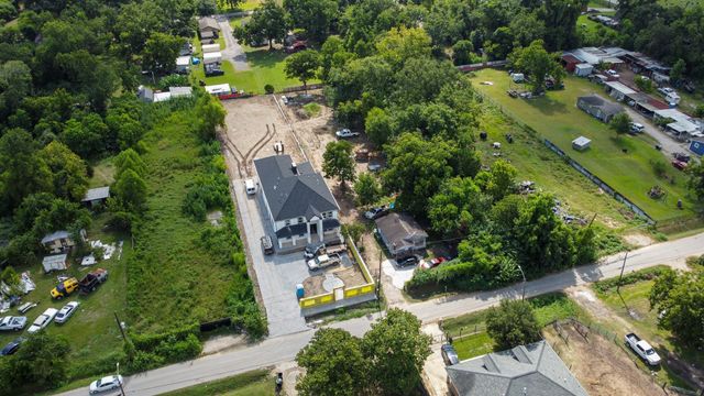 9409 Irby Street, Houston, TX 77088