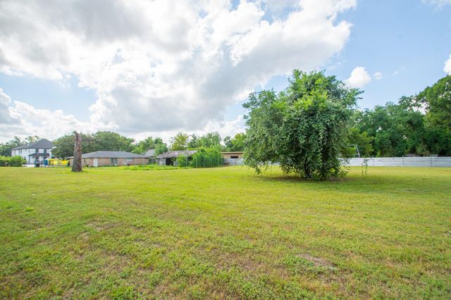 9409 Irby Street, Houston, TX 77088