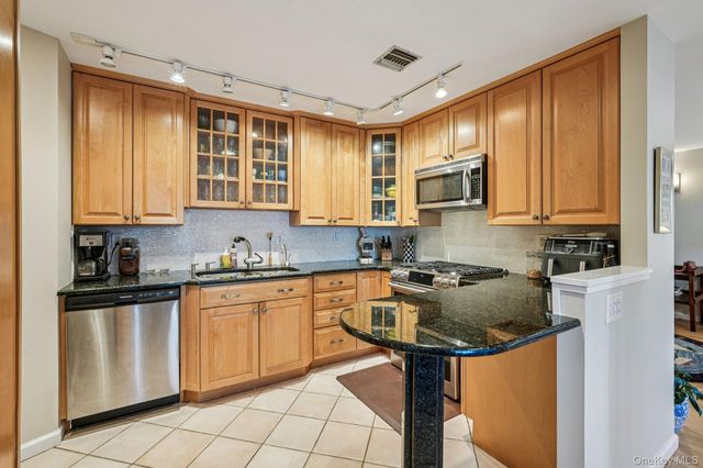 2 Burd Street 3102, Nyack, NY 10960