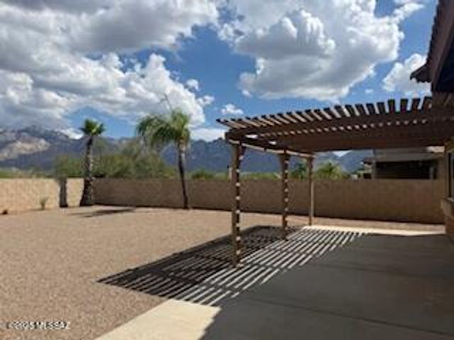 13242 N Lost Artifact Lane, Oro Valley, AZ 85755