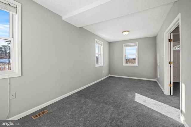 4222 KLOSTERMAN AVE, Nottingham, MD 21236