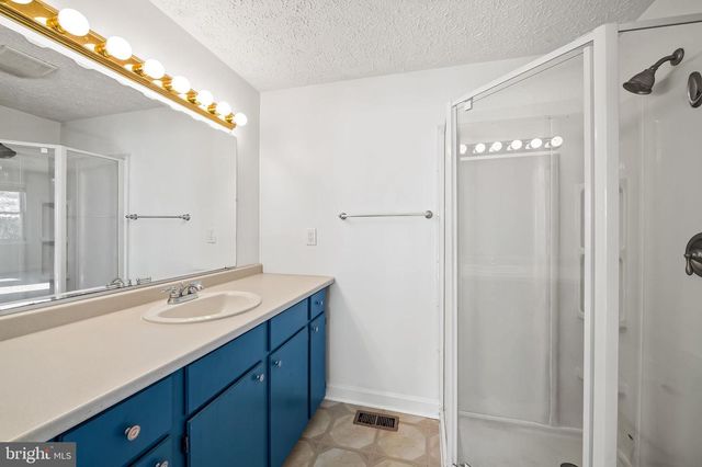 4222 KLOSTERMAN AVE, Nottingham, MD 21236