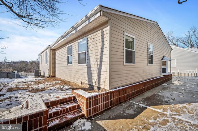 4222 KLOSTERMAN AVE, Nottingham, MD 21236