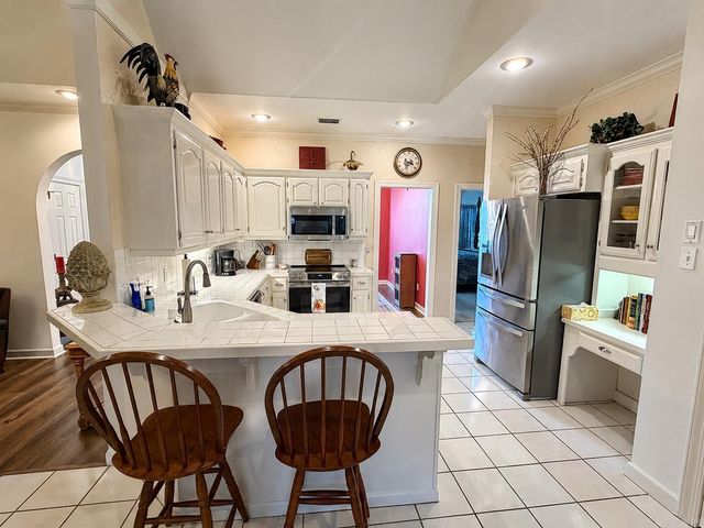 205 Country Club Parkway, Maumelle, AR 72113