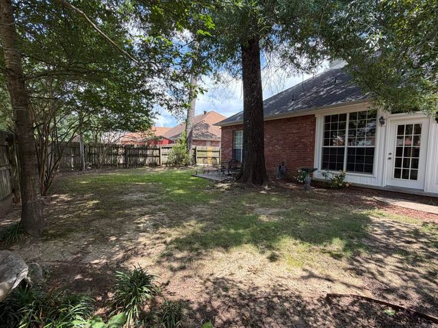205 Country Club Parkway, Maumelle, AR 72113