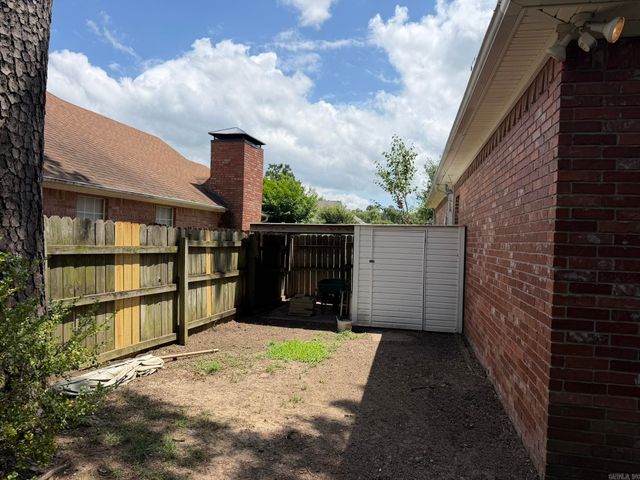 205 Country Club Parkway, Maumelle, AR 72113