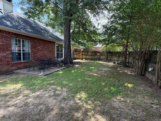 205 Country Club Parkway, Maumelle, AR 72113