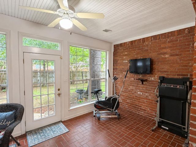 205 Country Club Parkway, Maumelle, AR 72113