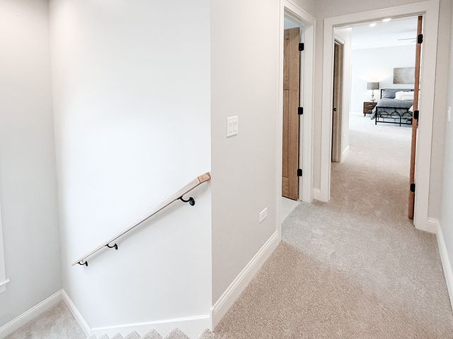 885 Geneva Road, St. Charles, IL 60174