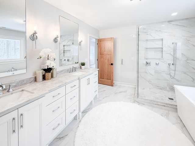 885 Geneva Road, St. Charles, IL 60174