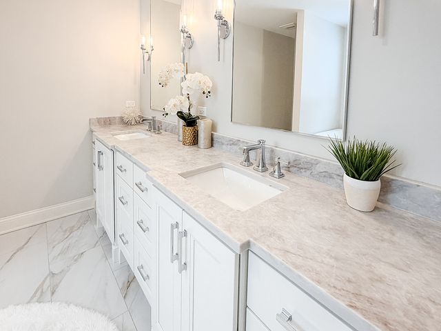 885 Geneva Road, St. Charles, IL 60174