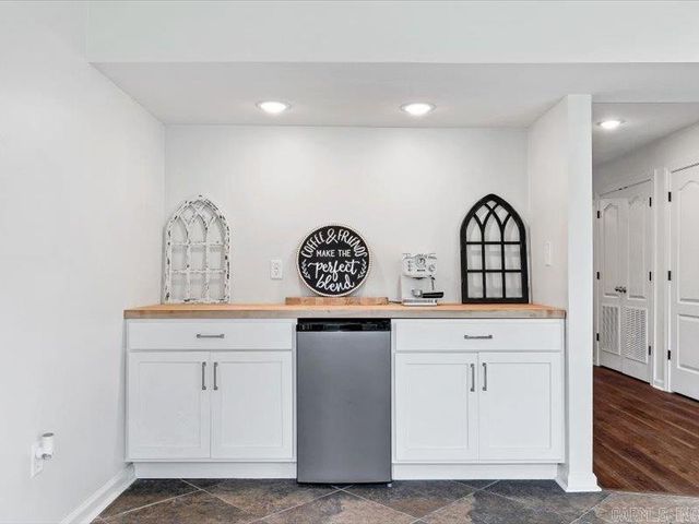 4011 Forest Hill Road, Jonesboro, AR 72404