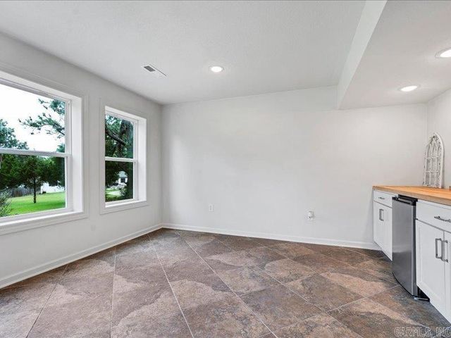 4011 Forest Hill Road, Jonesboro, AR 72404