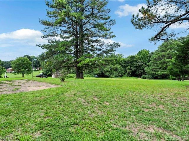4011 Forest Hill Road, Jonesboro, AR 72404