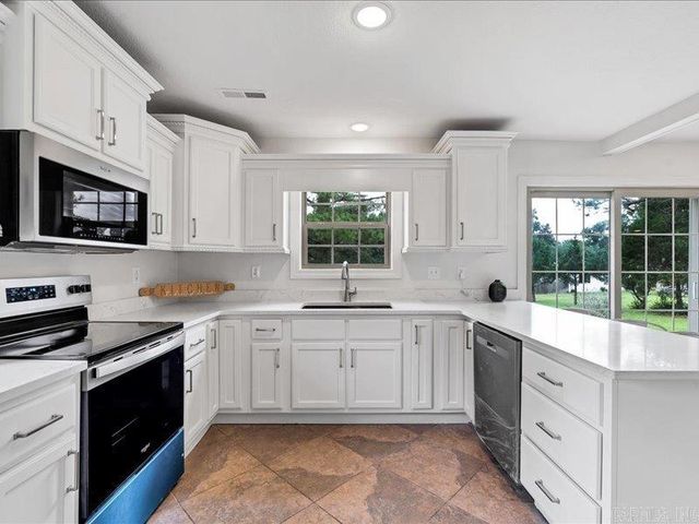 4011 Forest Hill Road, Jonesboro, AR 72404