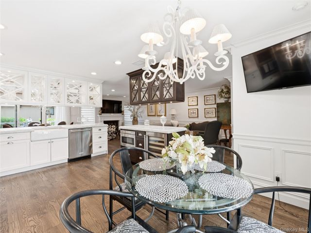 227 Hamlet Drive, Jericho, NY 11753