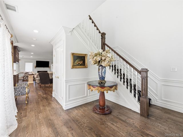 227 Hamlet Drive, Jericho, NY 11753