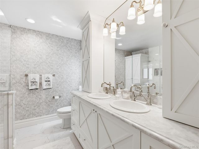 227 Hamlet Drive, Jericho, NY 11753