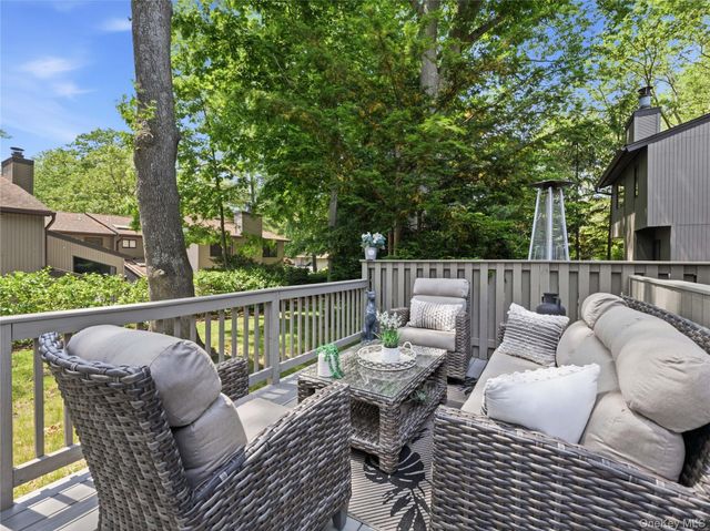 227 Hamlet Drive, Jericho, NY 11753