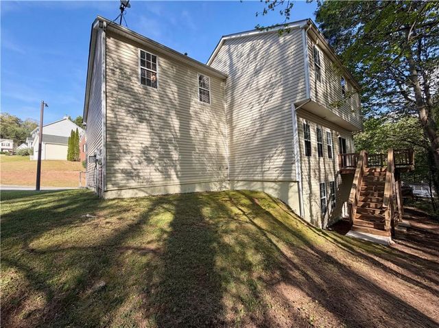 403 Clearstream Lane, Austell, GA 30168