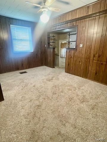 4620 N Alby Road, Godfrey, IL 62035