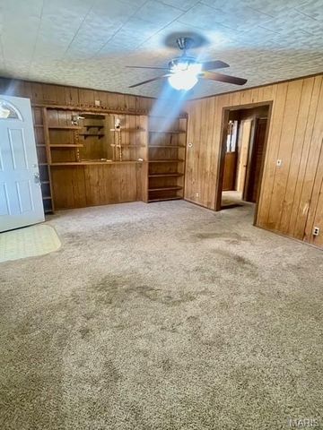 4620 N Alby Road, Godfrey, IL 62035