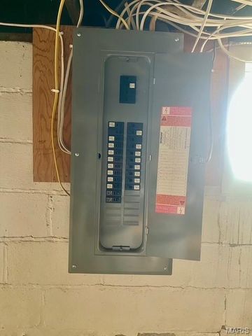 4620 N Alby Road, Godfrey, IL 62035