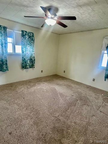 4620 N Alby Road, Godfrey, IL 62035