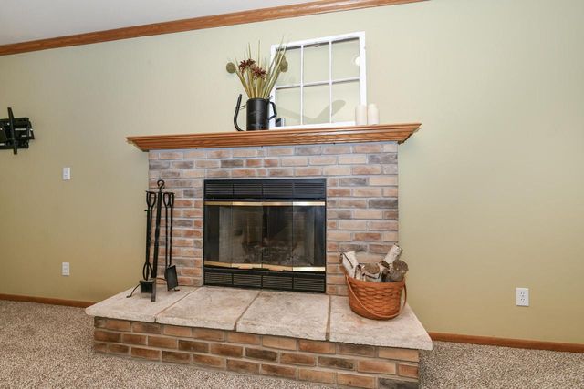 W176S8429 Clearbrook DRIVE, Muskego, WI 53150