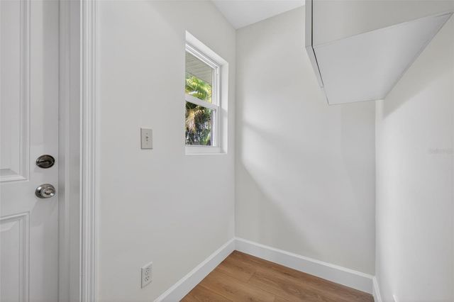 413 43RD AVENUE NE, St Petersburg, FL 33703