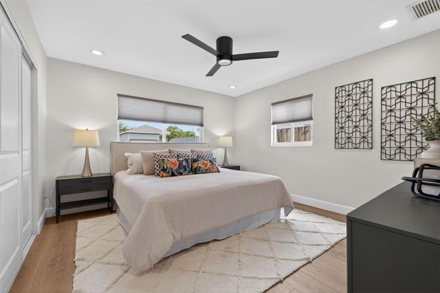 413 43RD AVENUE NE, St Petersburg, FL 33703