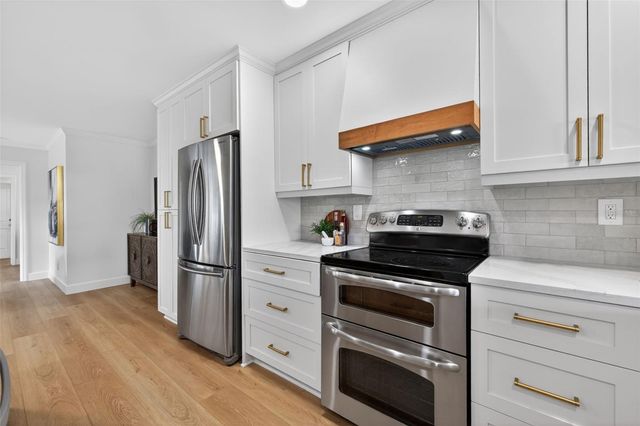 413 43RD AVENUE NE, St Petersburg, FL 33703