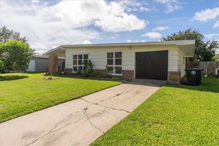 1009 Driftwood Pl, Corpus Christi, TX 78411