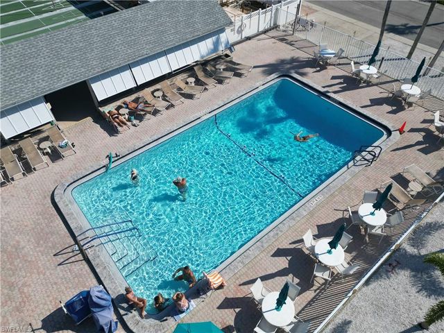 17700 Peppard DR, Fort Myers Beach, FL 33931