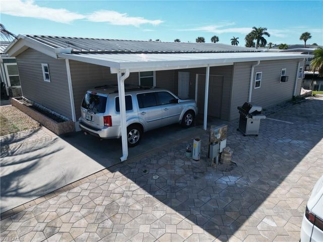 17700 Peppard DR, Fort Myers Beach, FL 33931