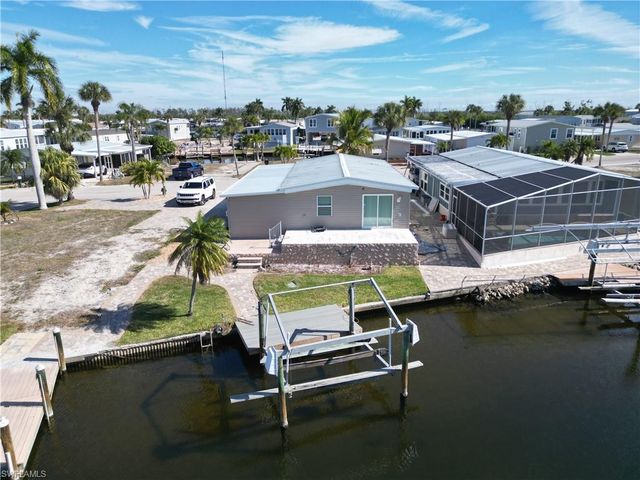 17700 Peppard DR, Fort Myers Beach, FL 33931