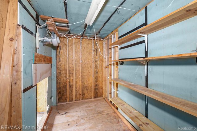 14060 Martinsville Road, Van Buren Charter Township, MI 48111