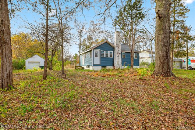 14060 Martinsville Road, Van Buren Charter Township, MI 48111